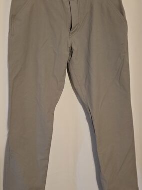 Kuhl Men's Chino Pants in Light Gray